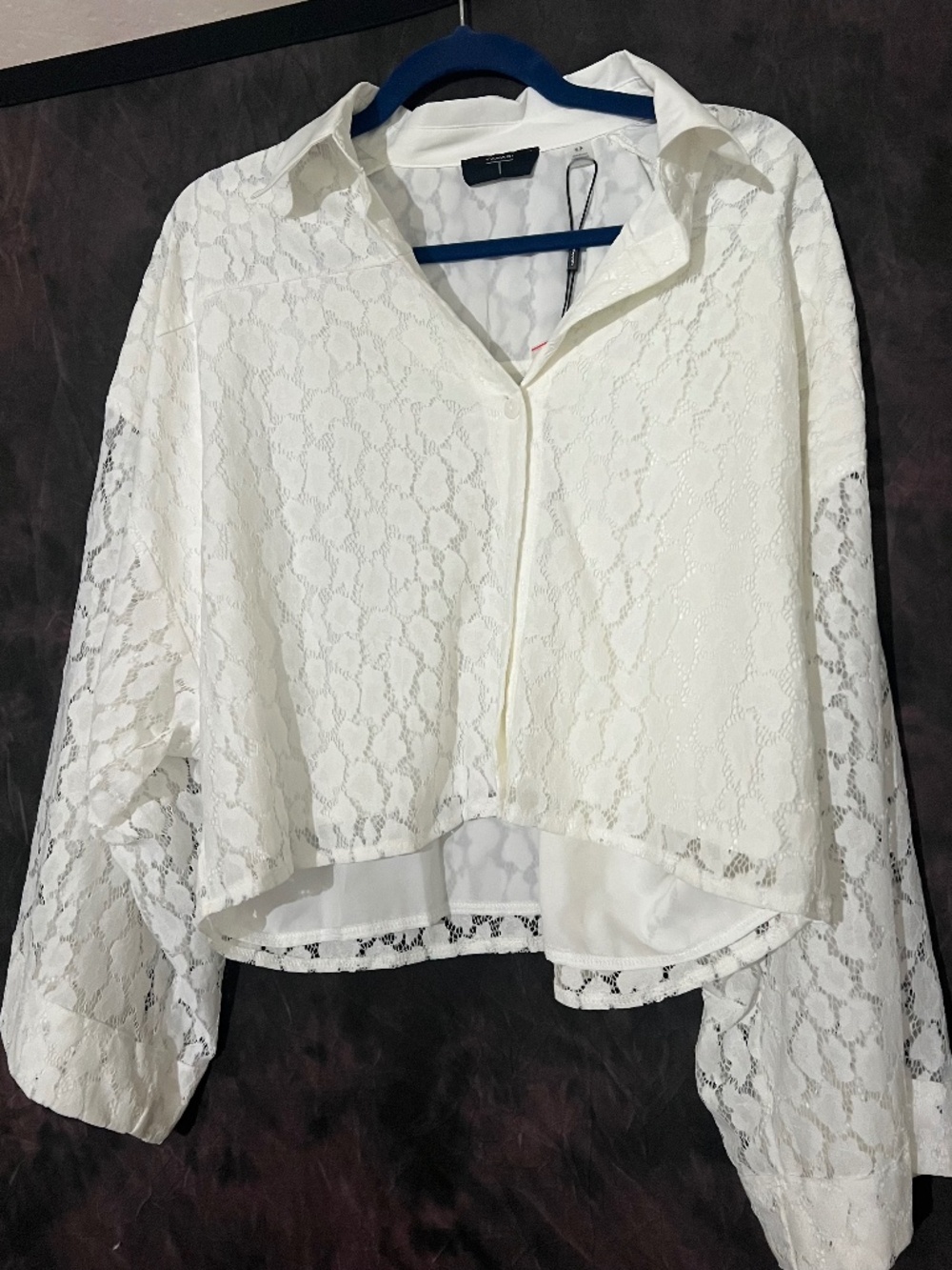 NWT - Women’s Tahari White Blouse